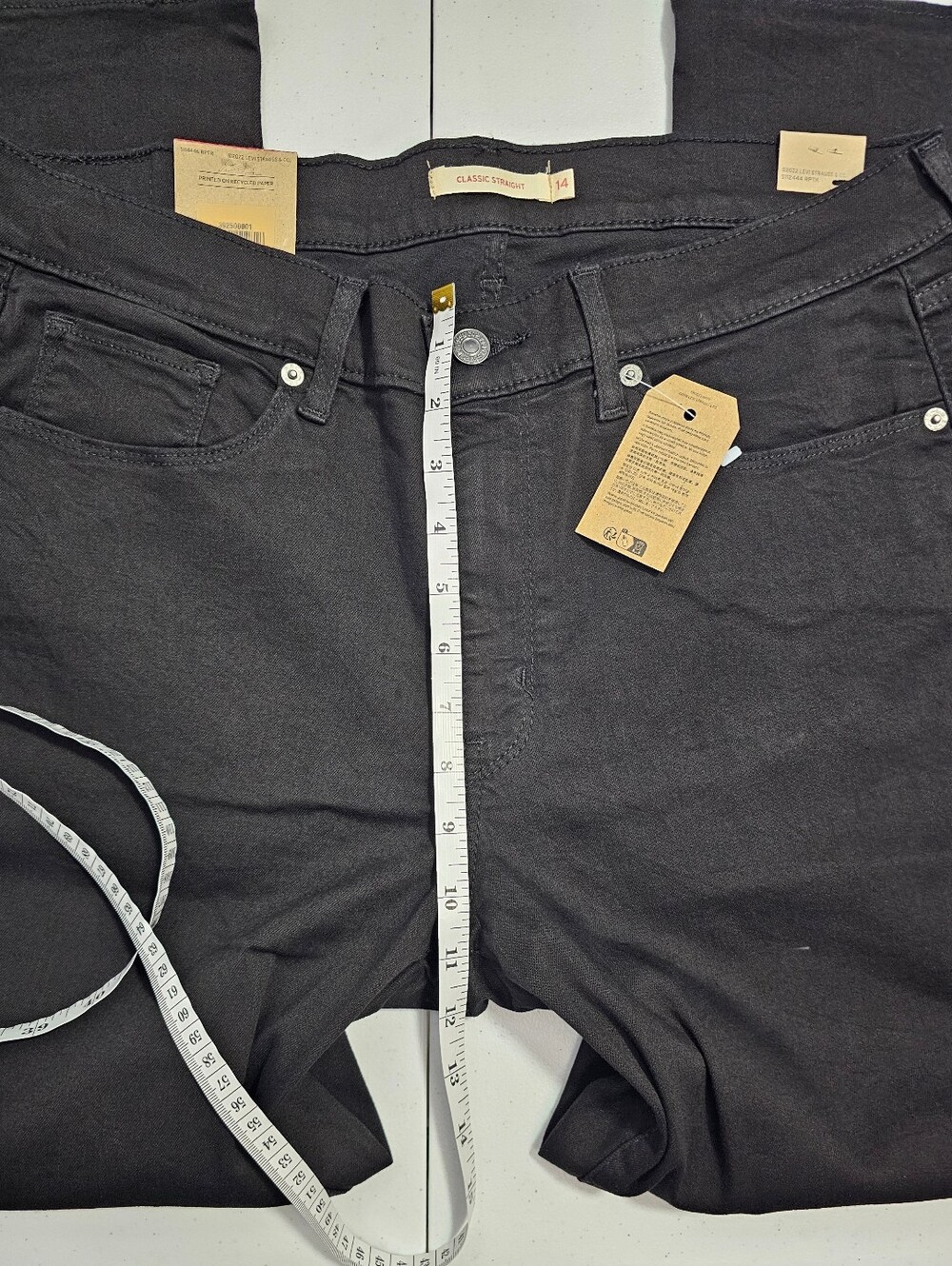 NWT Levis Classic Straight Hypersoft Mid-Rise Womens Jeans Size 14 - Picture 8 of 15